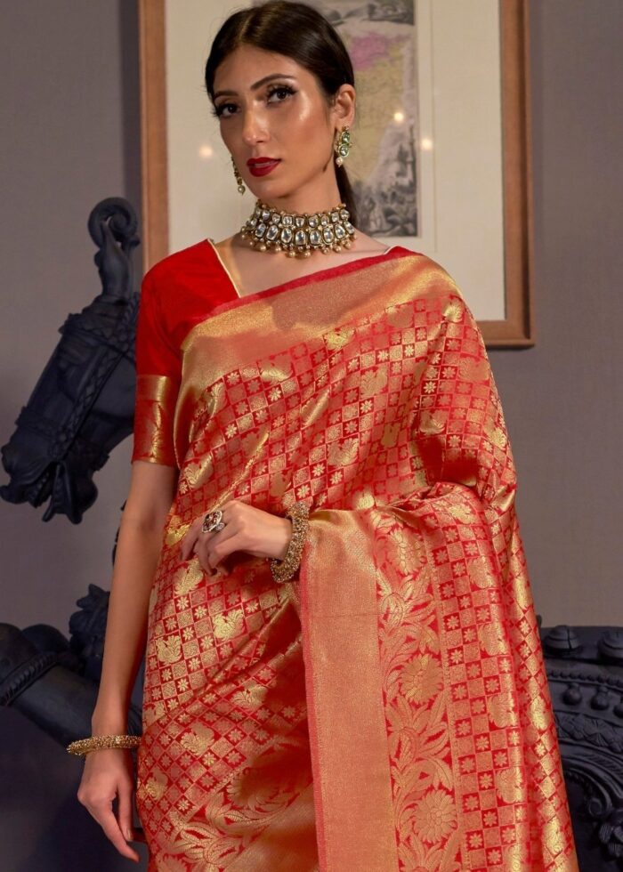 Kirti Kulhari in a chilli red linen saree and kaftan blouse by Anavila